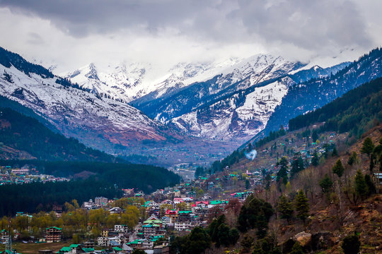 Dehradun To Manali Taxi